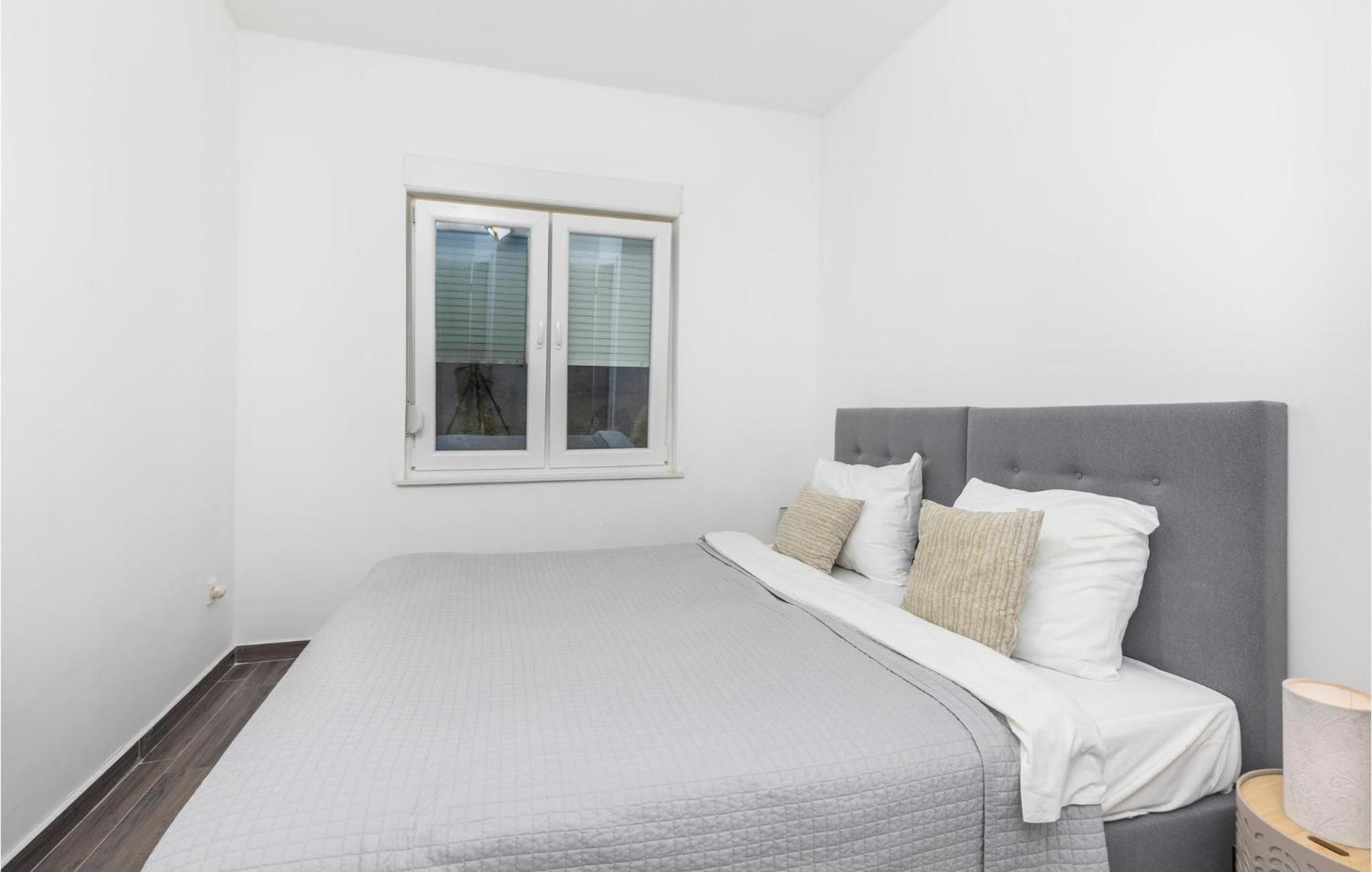 Amazing Apartment In Rijeka With Wifi Extérieur photo